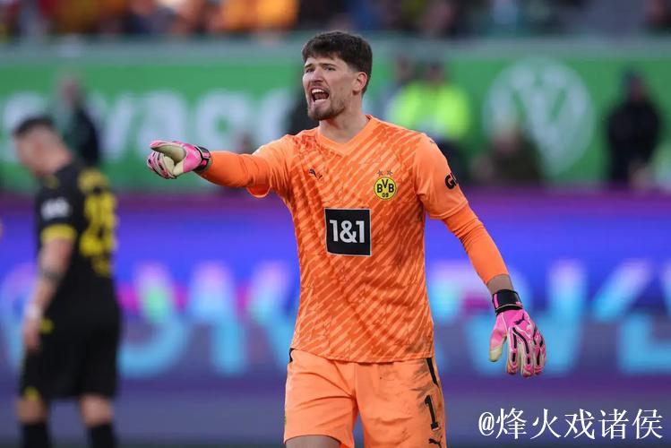 鲁尔:多特小将科尔-坎贝尔就转会接触了中日德 鲁尔:多特小将科尔-坎贝尔就转会接触了中日德