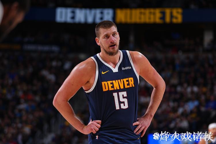 普尔爆发39分完胜约基奇56+16，奇才止16连败击溃掘金